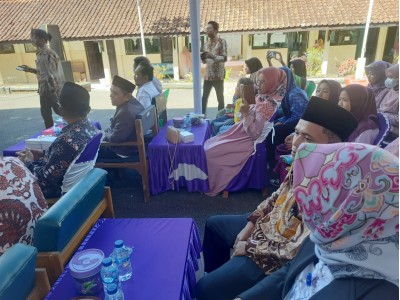 PELEPASAN SISWA  KELAS IX TAHUN 2023